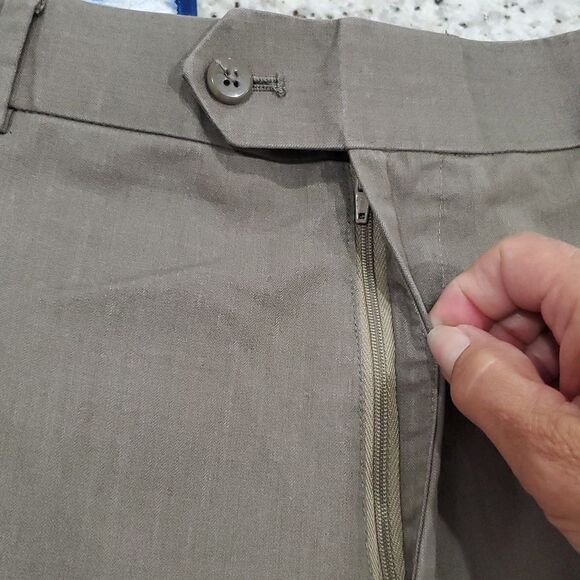 Stafford Brown Sharkskin Traveler Grey Pants 42x30 - Picture 5 of 5